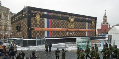 Russia Red Square Suitcase