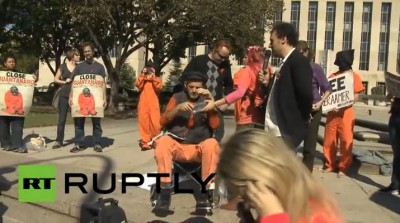 TEM posts - Torture in USA anti-Gitmo protest (2013 10 22)